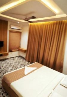 Kunnathidavaka Bed & Breakfast | GIRASSOL the hill villa