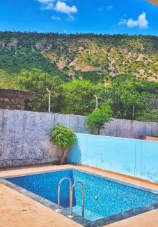 Alwar Villa | Girivan
