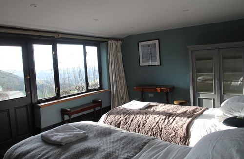 Ilfracombe Other | Girt Farm is a beautifully restored and stylishly decorated 18th Century house