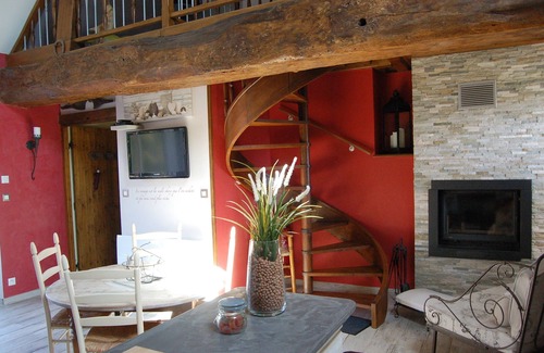 Menil-Hubert-sur-Orne House | Gite 3 ears ROCHE D'OETRE Norman Switzerland 'The Little Goose'