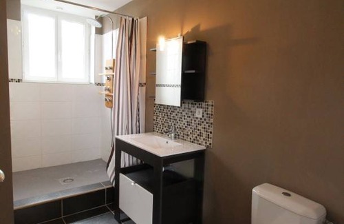 Brain-sur-Allonnes House | Gite Brain-sur-Allonnes, 2 bedrooms, 4 persons