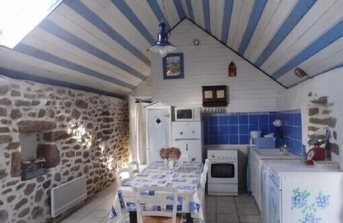 Landunvez Cottage | Gite COAST LEGENDS, Tremazan Landunvez lake PORTSALL