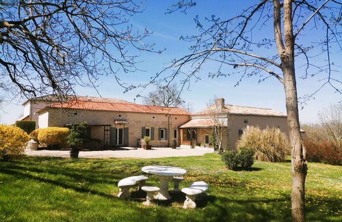 Saint-Sernin House | Gite de Charme au Calme 30 Minutes de Bergerac Avec Piscine