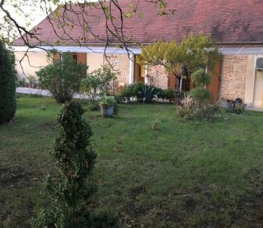 Bigaroque House | Gite de La Fontaine de Laumede