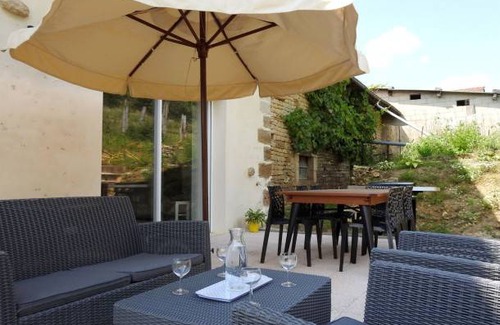 Dommartin-le-Franc House | Gite Dommartin-le-Franc, 3 bedrooms, 6 persons