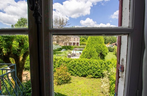 Excideuil Cottage | Gite Excideuil, 6 bedrooms, 11 persons