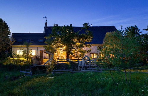 Saint-Sauves-d'Auvergne Cottage | Gîte for 3 to 5 people in the heart of the Auvergne volcanoes