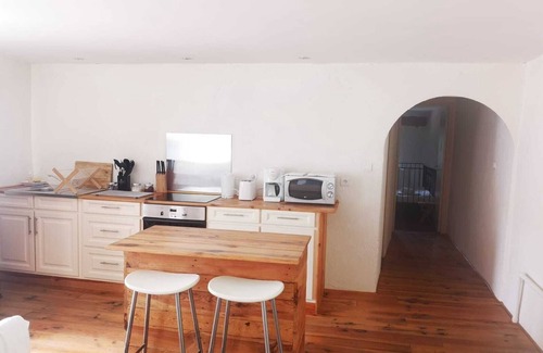 Lamalou-les-Bains Apartment | Gite for 6 people in Lamalou-Les-Bains
