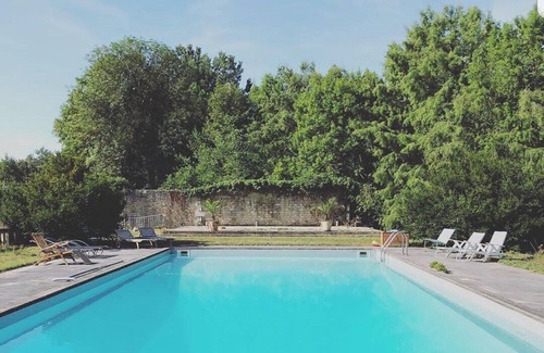 Assay House | Gite furnished holiday home rental family friends in castle park