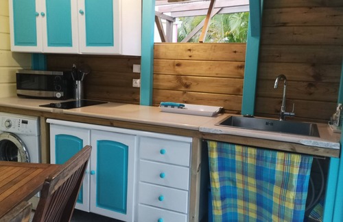Petit-Bourg Ski Chalet | Gite Fushia, BELLEVUE GITES, 2 bedrooms, sleeps 4, PETIT-BOURG