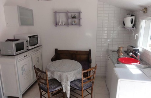 Granville Cottage | Gite Granville, 1 bedroom, 2 persons