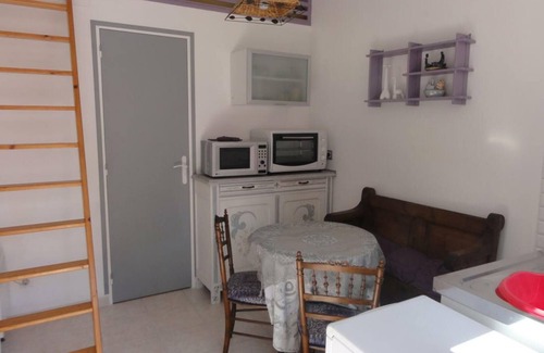 Granville Cottage | Gite Granville, 1 bedroom, 2 persons