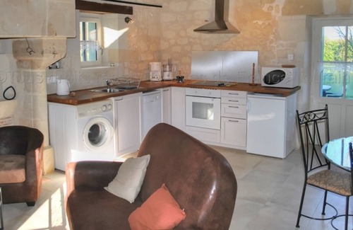 La Chapelle-sur-Loire House | Gite La Chapelle-sur-Loire, 2 bedrooms, 5 persons