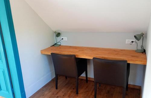 Marcillac-Vallon House | Gite La maison du gardien