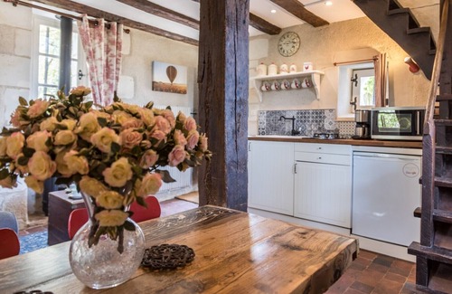 Montlouis-sur-Loire House | Gîte "Le Colombier", between the vineyards and the Loire