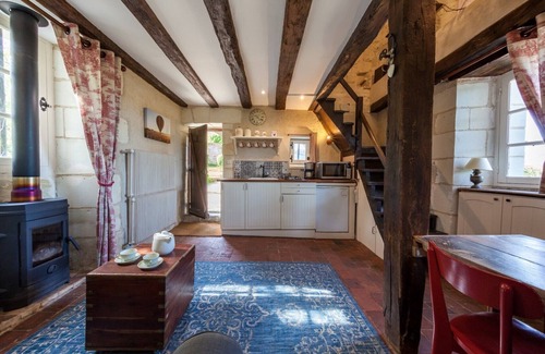 Montlouis-sur-Loire House | Gîte "Le Colombier", between the vineyards and the Loire