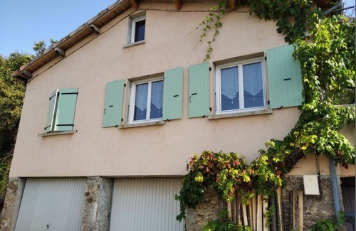 Vals-les-Bains House | Gite Les Figères