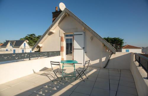 Saint-Gilles-Croix-de-Vie House | Gite LES BALISES- BABORD-Maisons de bord de mer avec spa -SAINT GILLES CROIX DE VIE - 27 Avenue NOTRE DAME