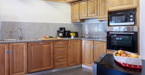 Beaufort Ski Chalet | Gite Les Tarines 1