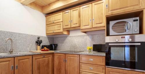 Beaufort Ski Chalet | Gite Les Tarines 2