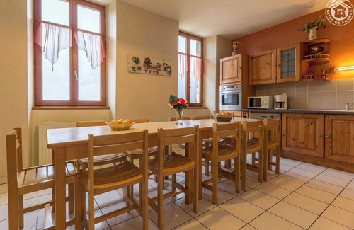 Thoiry House | Gite located 19km from Aillon le Jeune (family resort with 39km of slopes with the Margériaz) and 21