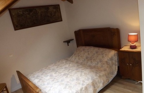 Calvinet Cottage | Gite Puycapel-Calvinet, 2 bedrooms, 4 persons