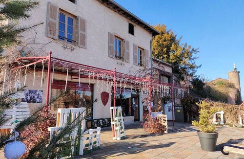 Saint-Haon-le-Chatel Cottage | Gite Saint-Haon-le-Châtel, 3 bedrooms, 11 persons