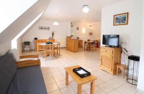 Saint-Paul-de-Salers Cottage | Gite Saint-Paul-de-Salers, 2 bedrooms, 4 persons