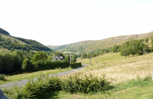 Saint-Paul-de-Salers Cottage | Gite Saint-Paul-de-Salers, 2 bedrooms, 4 persons