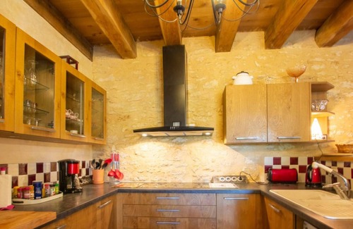 Saint-Genies Cottage | Gite Saint-Geniès, 2 bedrooms, 6 persons