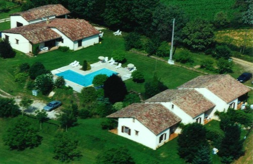 Saint-Marcory Condo | Gite with large swimming pool, play area, green space.