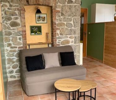 Vallon-Pont-d'Arc House | Gites l’Olivier avec piscine