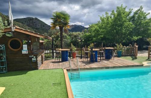Omessa Bed & Breakfast | GITES O FIL DE L'EAU piscine spa accès rivière