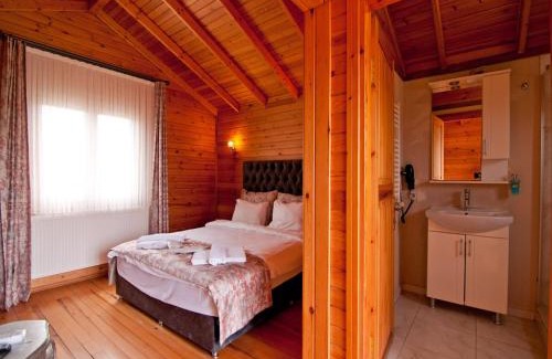 Agva Hotel | Gizemli Nehir Bungalov Otel
