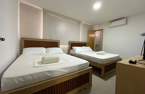 Riomar Hotel | GL Hostal