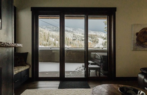 Whitefish Ski Chalet | Glacier Bear Condo Slopeside On Whitefish Mountain