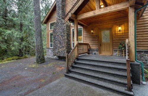 Glacier House | Glacier Springs Cabin 20 An Elegant Country Home