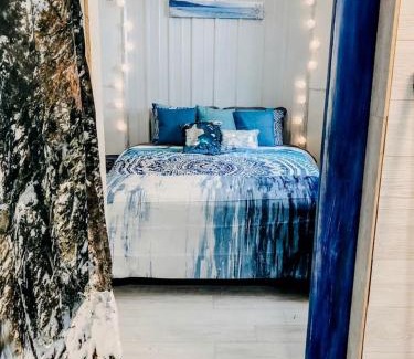 Palisades House | Glacier Tiny House in Irwin, ID