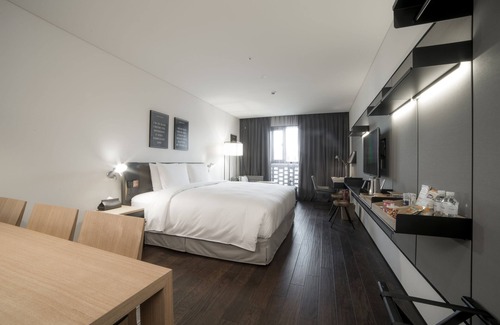 Yeoui-dong Hotel | GLAD Yeouido