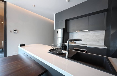 Kamala Apartment | Glam Habitat Hotel