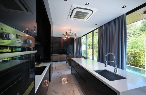 Kamala Apartment | Glam Habitat Hotel