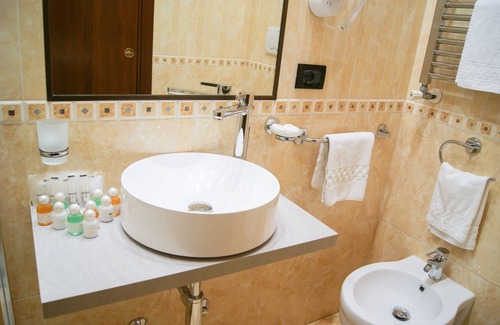 Repubblica Hotel | Glam Luxury Rome