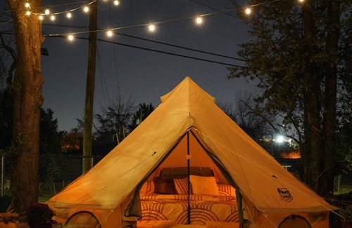 East Point RV Rental | Glamorous Tent with Everything! - 15 minutes from Atlanta