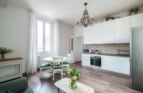 Como City Centre Apartment | Glamour