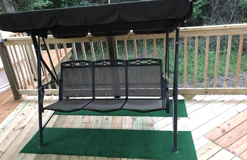 Broken Bow RV Rental | Glampin' In Style - Irish Spring