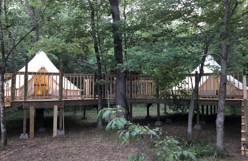 Broken Bow RV Rental | Glampin' In Style - Irish Spring