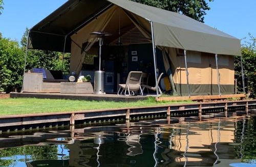 Municipality of De Ronde Venen Other | Glamping aan de Plas
