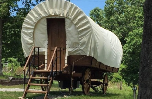 Jamestown RV Rental | Glamping Back in Time