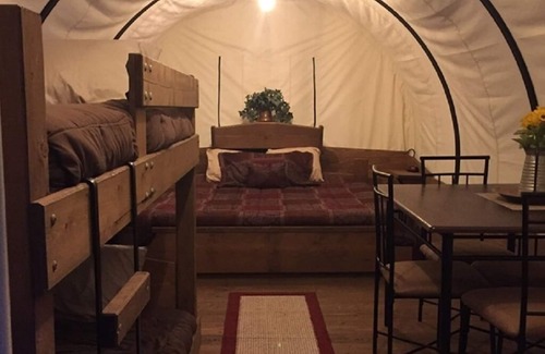 Jamestown RV Rental | Glamping Back in Time