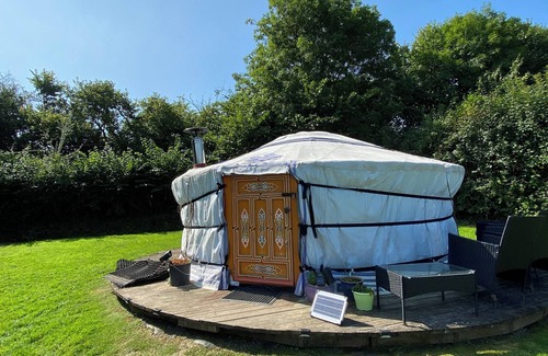 Totnes RV Rental | Glamping in Mongolian yurts in peaceful rural location in South Devon.